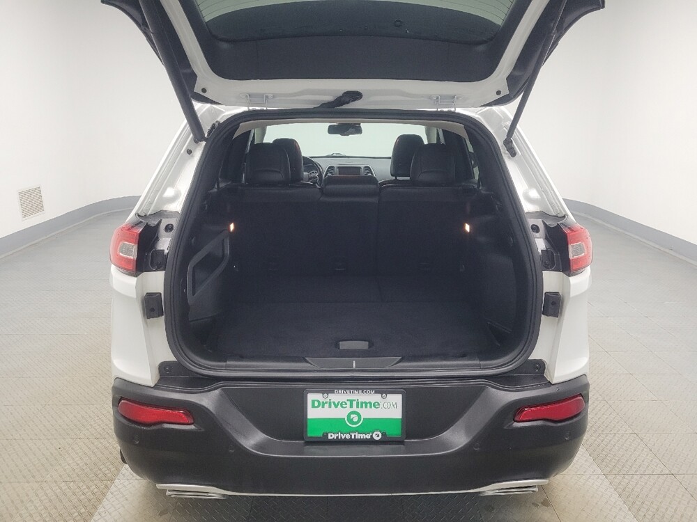 2018 Jeep Cherokee in Indianapolis, IN 46222 - 18096215 29