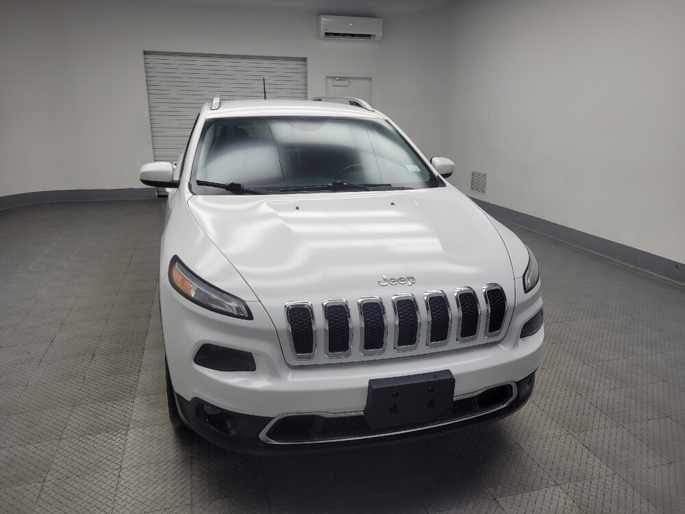 2018 Jeep Cherokee in Indianapolis, IN 46222 - 18096215 14