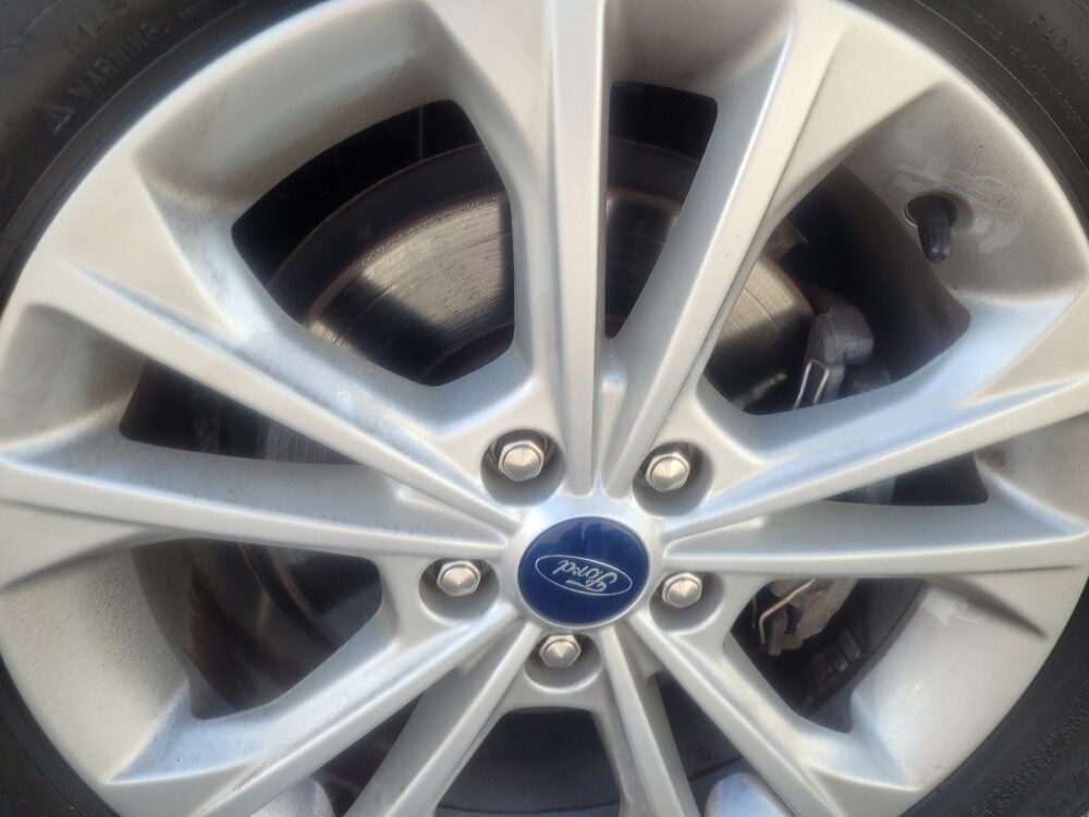 2018 Ford Escape in Morrow, GA 30260 - 18096219 31