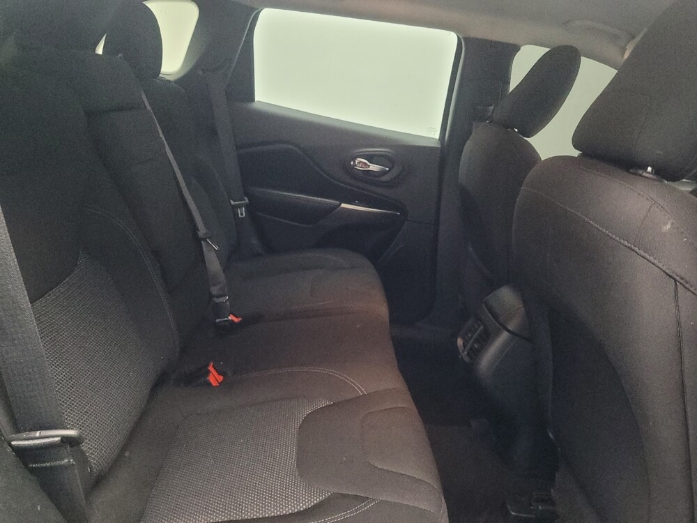 2019 Jeep Cherokee in Chattanooga, TN 37421 - 18096226 19