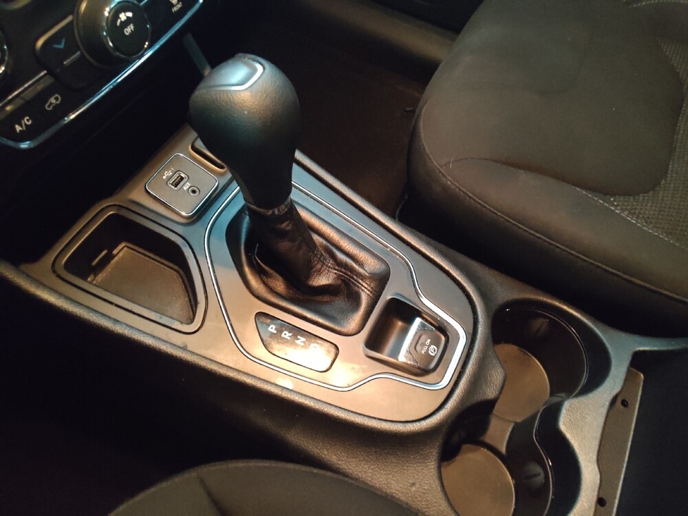 2019 Jeep Cherokee in Chattanooga, TN 37421 - 18096226 26