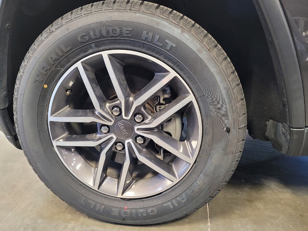 2019 Jeep Grand Cherokee in Downey, CA 90241 - 18096227 31