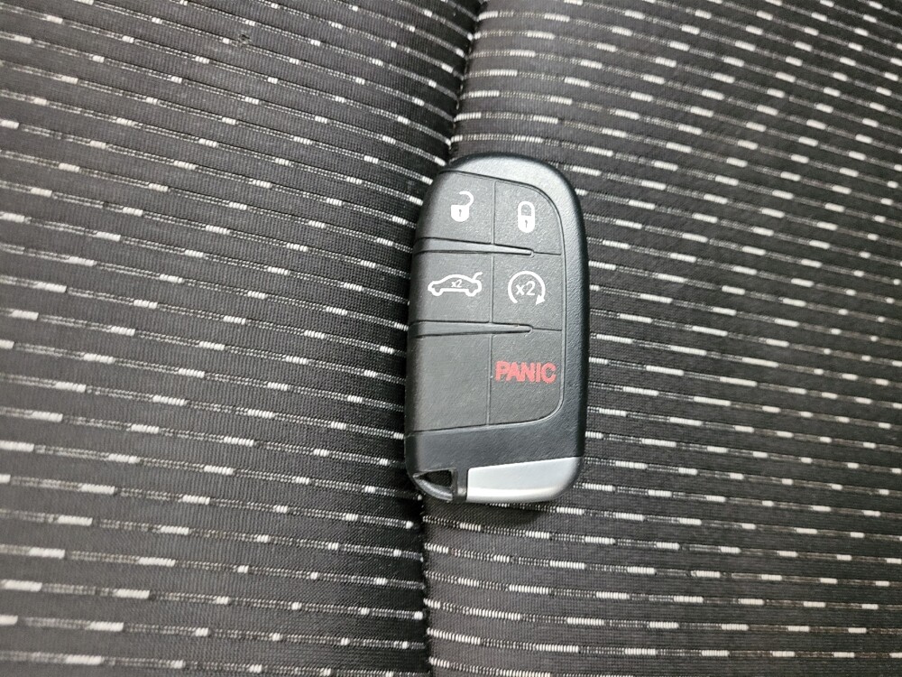 2018 Dodge Journey in Pittsburgh, PA 15236 - 18096229 32