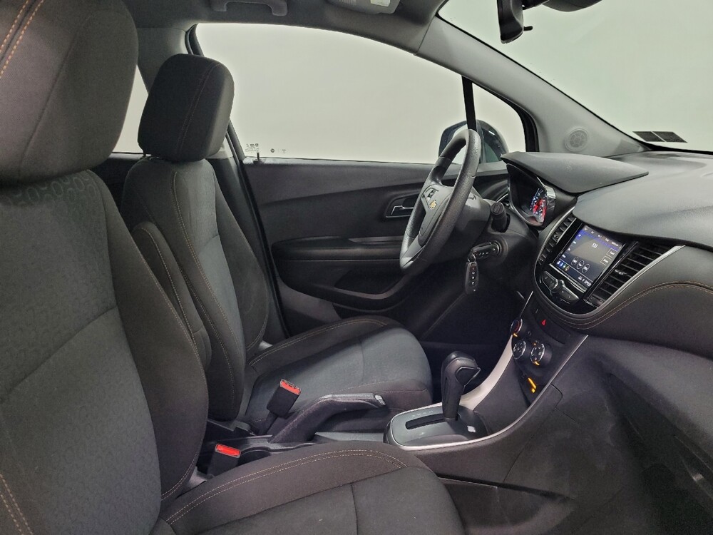 2022 Chevrolet Trax in Pittsburgh, PA 15236 - 18096232 21