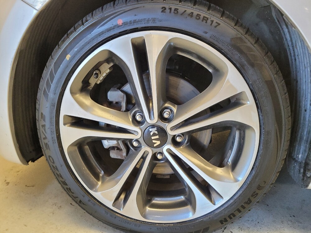 2016 Kia Forte in Riverside, CA 92504 - 18096233 31