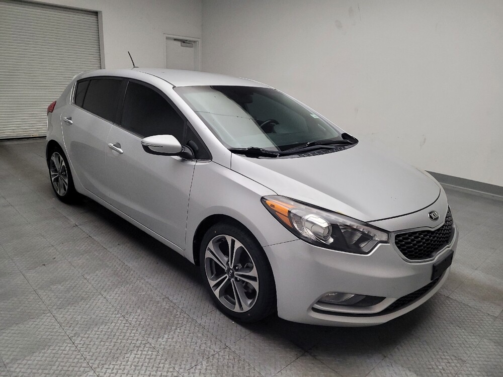 2016 Kia Forte in Riverside, CA 92504 - 18096233 13