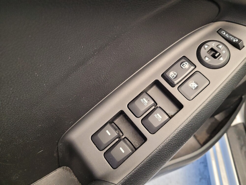 2016 Kia Forte in Riverside, CA 92504 - 18096233 27