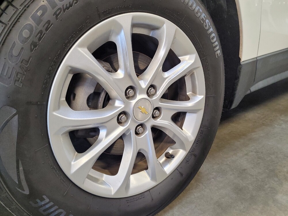 2020 Chevrolet Equinox in Riverside, CA 92504 - 18096234 31