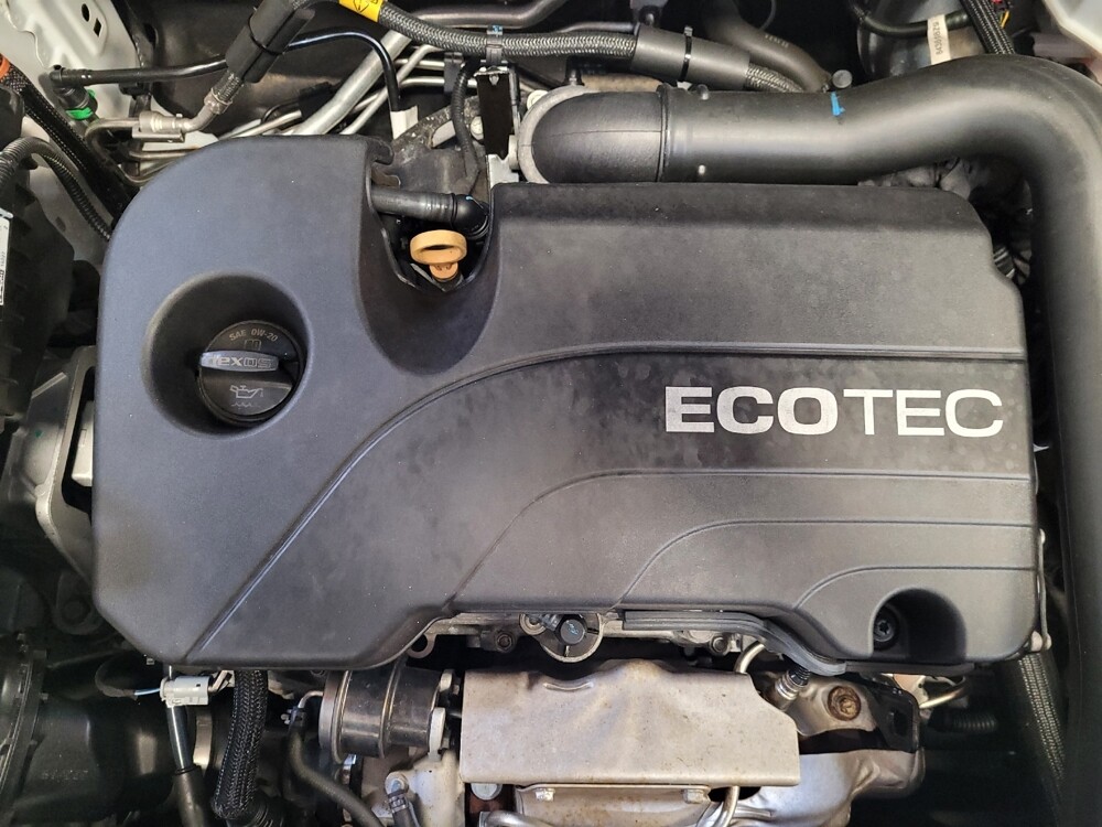 2020 Chevrolet Equinox in Riverside, CA 92504 - 18096234 30