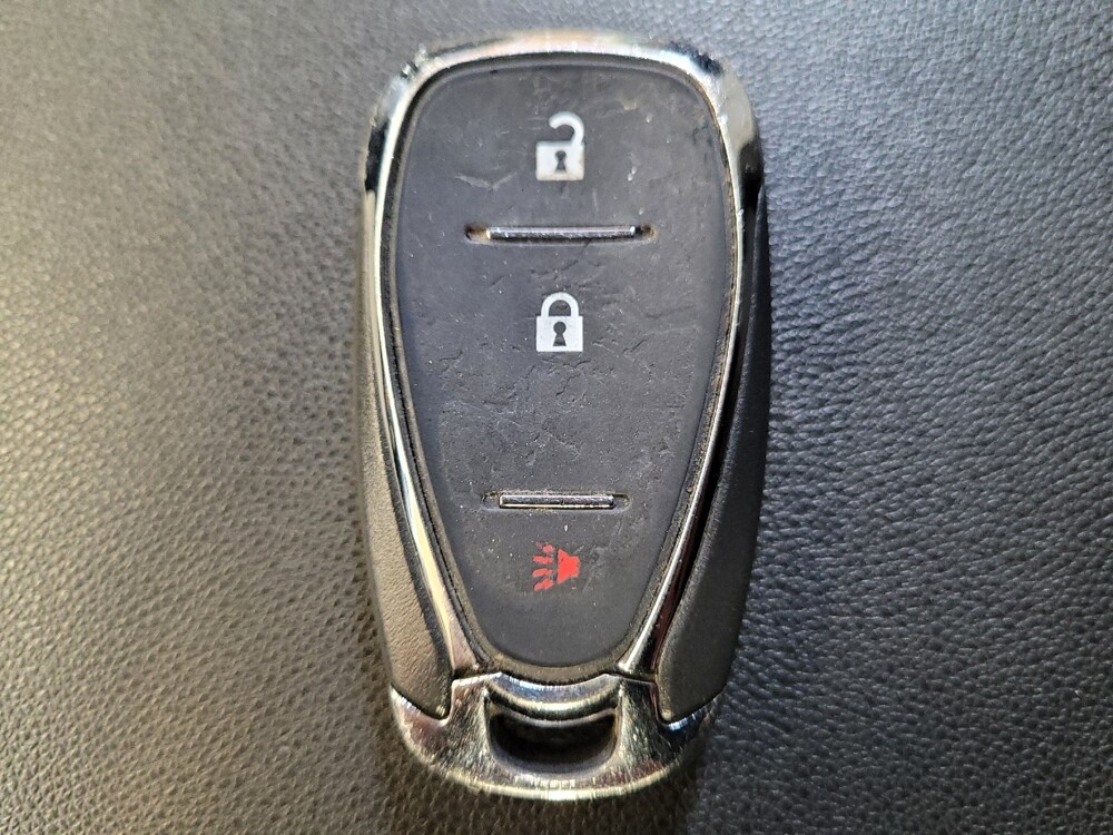 2020 Chevrolet Equinox in Riverside, CA 92504 - 18096234 32