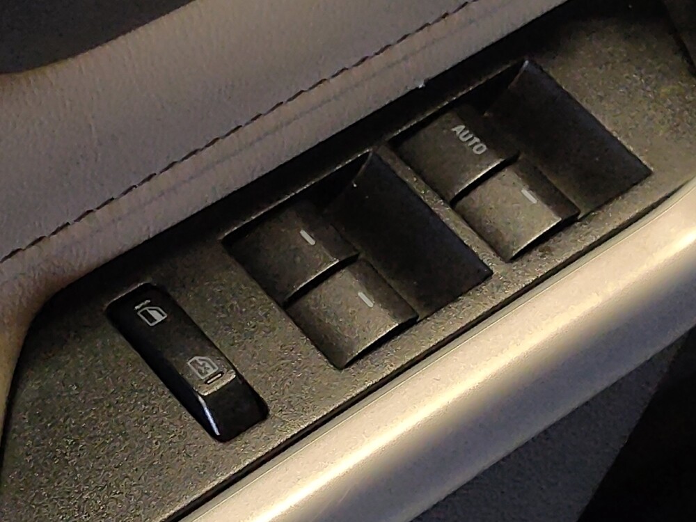 2013 Ford Edge in Orlando, FL 32808 - 18096243 27