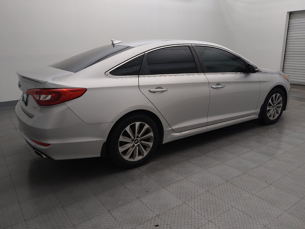 2015 Hyundai Sonata in Houston, TX 77060 - 18096249 10