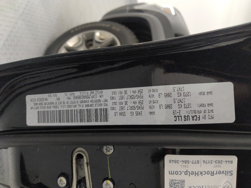 2019 Jeep Cherokee in Topeka, KS 66611 - 18096251 33