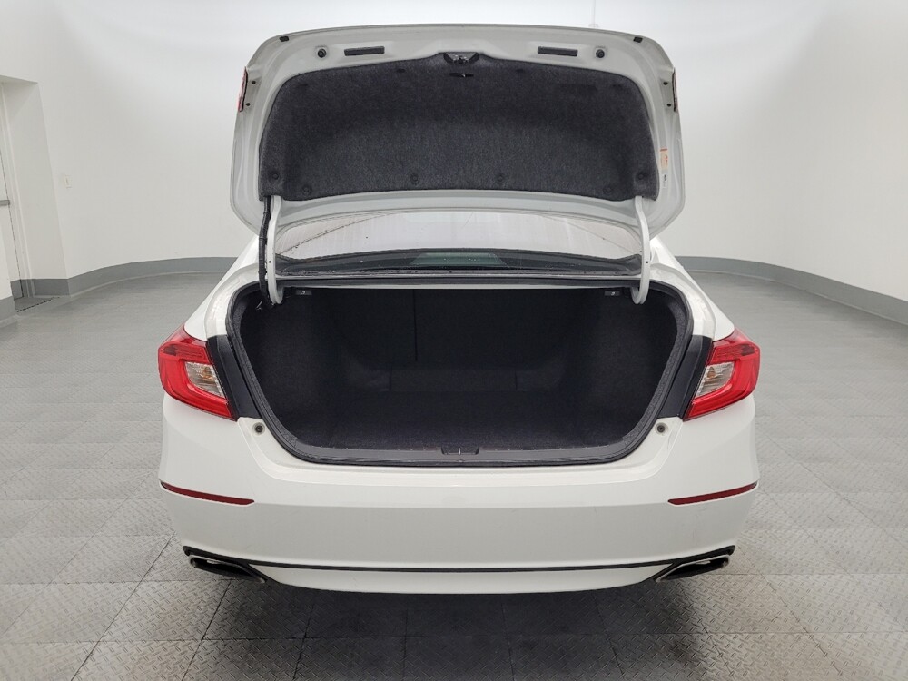 2018 Honda Accord in Glendale, AZ 85301 - 18096252 29