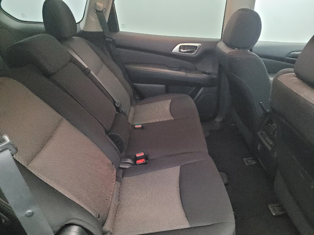 2018 Nissan Pathfinder in Chesapeake, VA 23320 - 18096256 19