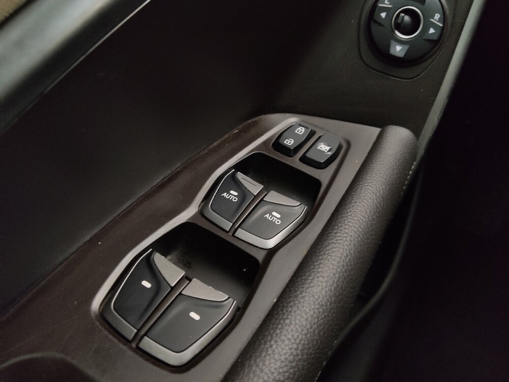 2017 Hyundai Santa Fe in Topeka, KS 66611 - 18096258 27