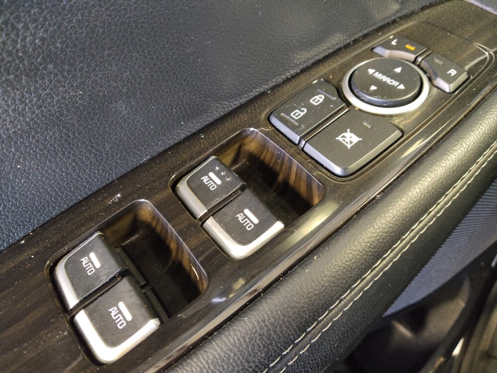 2019 Kia Sorento in Live Oak, TX 78233 - 18096259 27