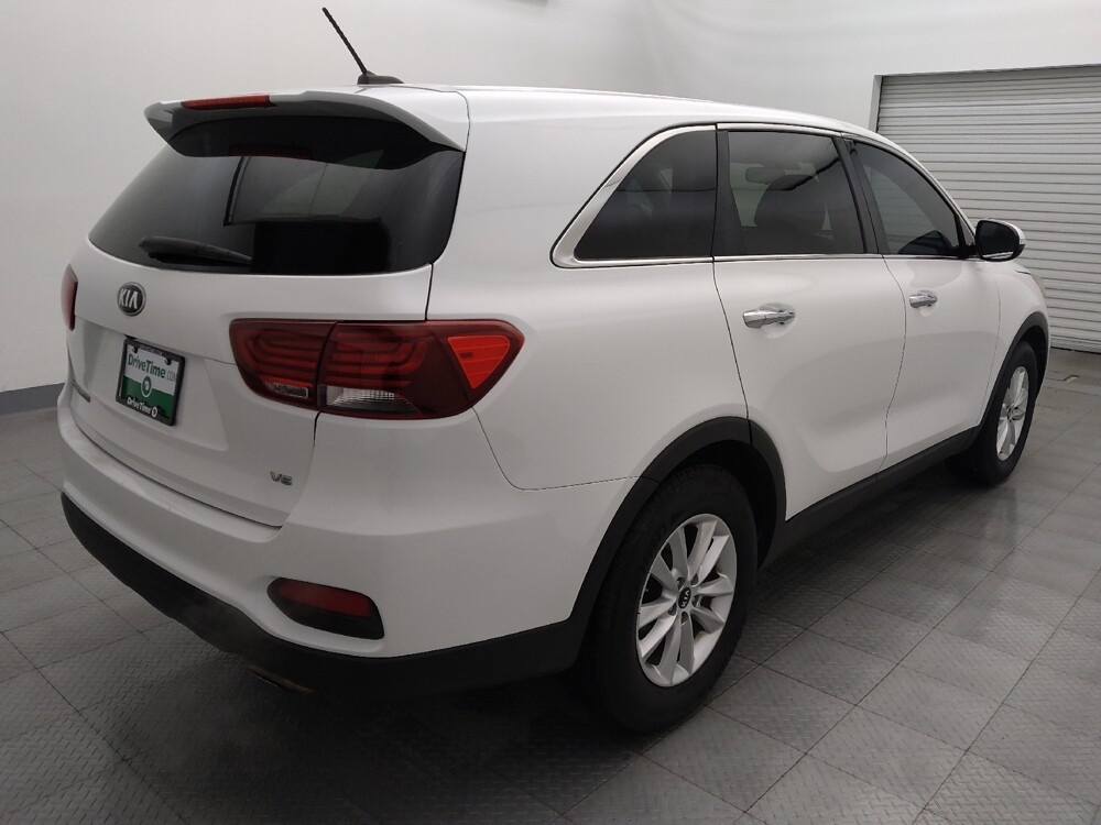2019 Kia Sorento in Live Oak, TX 78233 - 18096259 9