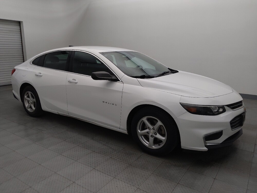 2017 Chevrolet Malibu in Live Oak, TX 78233 - 18096261 11