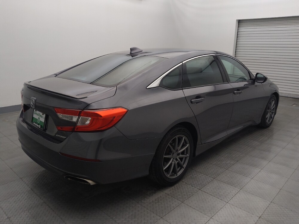 2018 Honda Accord in Houston, TX 77060 - 18096264 9