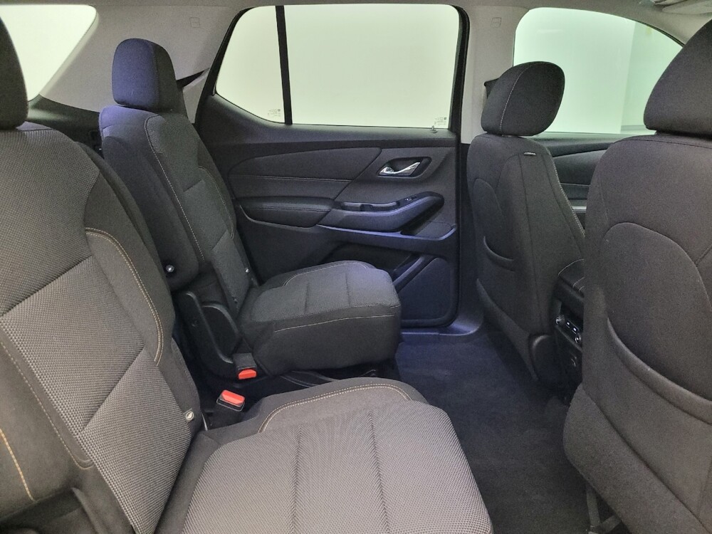 2020 Chevrolet Traverse in Tucson, AZ 85705 - 18096269 19