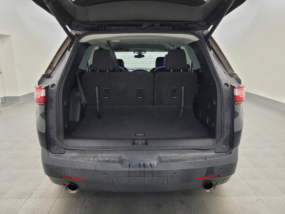 2020 Chevrolet Traverse in Tucson, AZ 85705 - 18096269 29