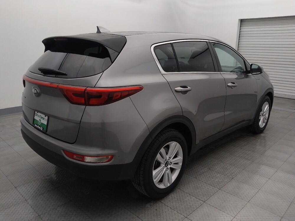 2018 Kia Sportage in Houston, TX 77060 - 18096272 9