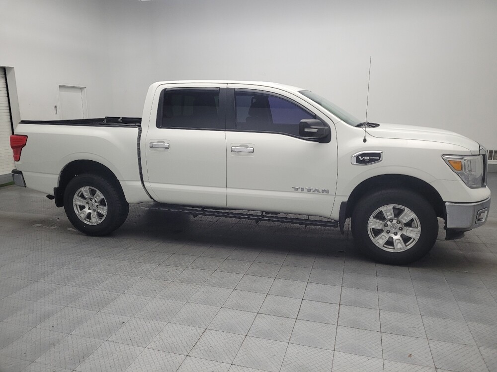 2017 Nissan Titan in Chattanooga, TN 37421 - 18096279 11