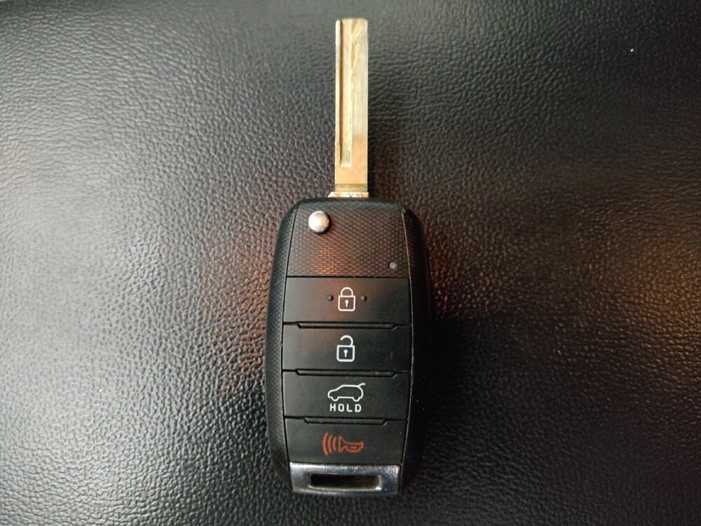 2018 Kia Sorento in Savannah, GA 31419 - 18096288 32