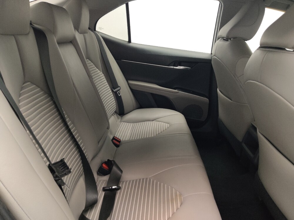 2019 Toyota Camry in Conyers, GA 30094 - 18096294 19