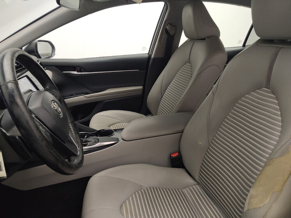 2019 Toyota Camry in Conyers, GA 30094 - 18096294 17