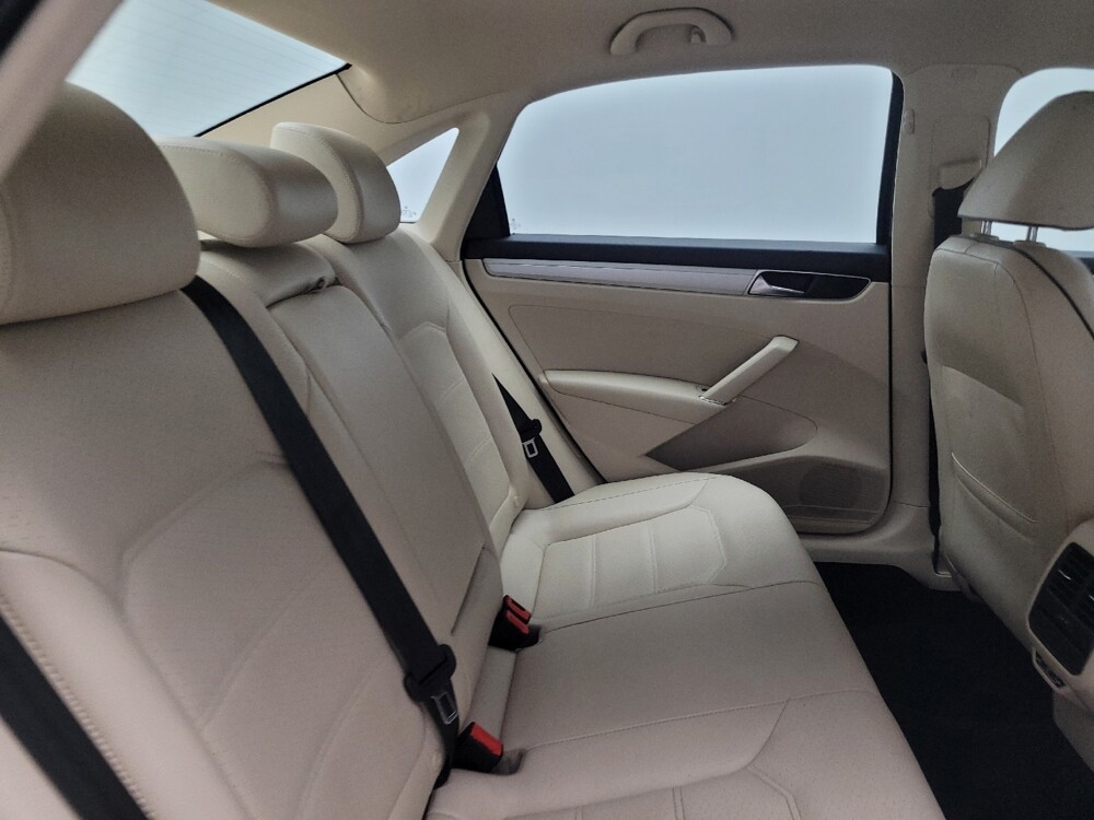 2019 Volkswagen Passat in Marietta, GA 30062 - 18096299 19