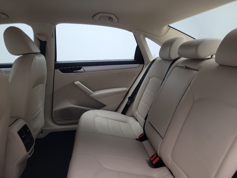 2019 Volkswagen Passat in Marietta, GA 30062 - 18096299 18