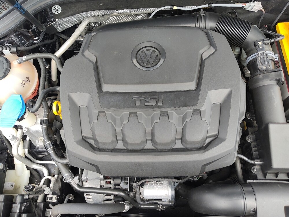 2019 Volkswagen Passat in Marietta, GA 30062 - 18096299 30