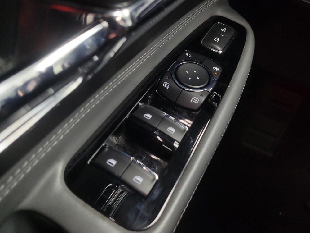 2020 Lincoln Corsair in Indianapolis, IN 46219 - 18096303 27