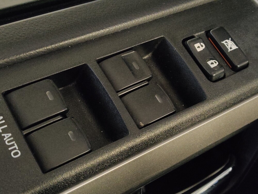 2018 Toyota 4Runner in Live Oak, TX 78233 - 18096308 27