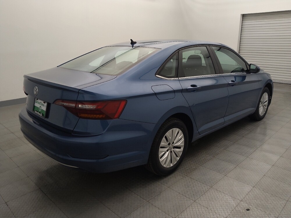 2019 Volkswagen Jetta in Live Oak, TX 78233 - 18096309 9