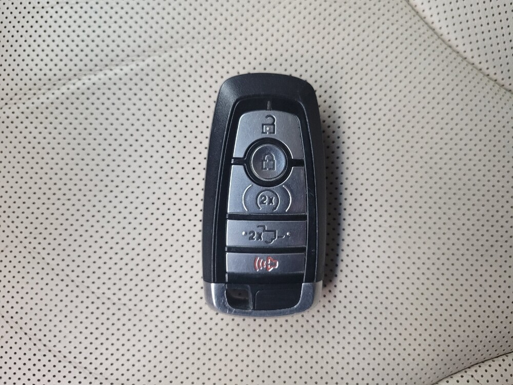 2016 Lincoln MKX in Memphis, TN 38128 - 18096316 32