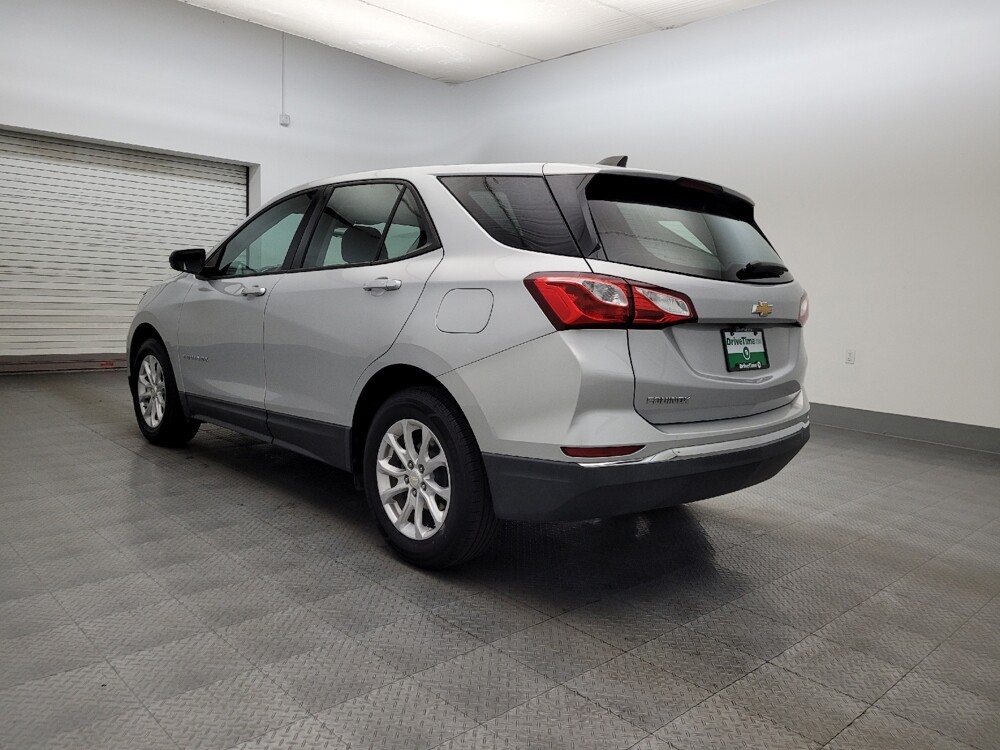 2018 Chevrolet Equinox in Glendale, AZ 85301 - 18096325 5