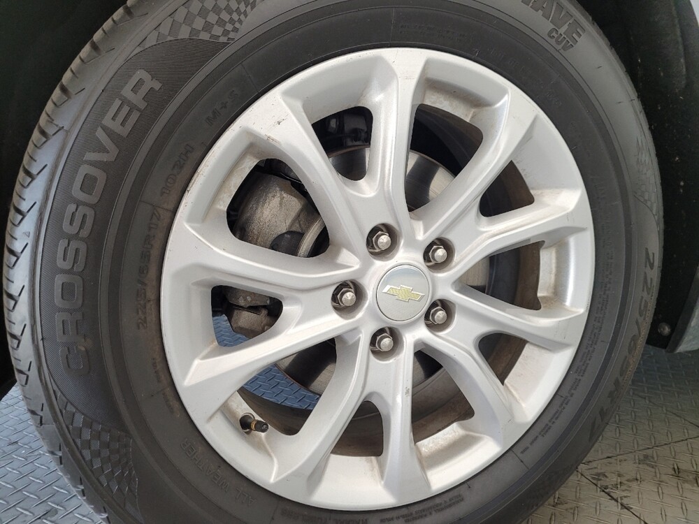 2018 Chevrolet Equinox in Glendale, AZ 85301 - 18096325 31