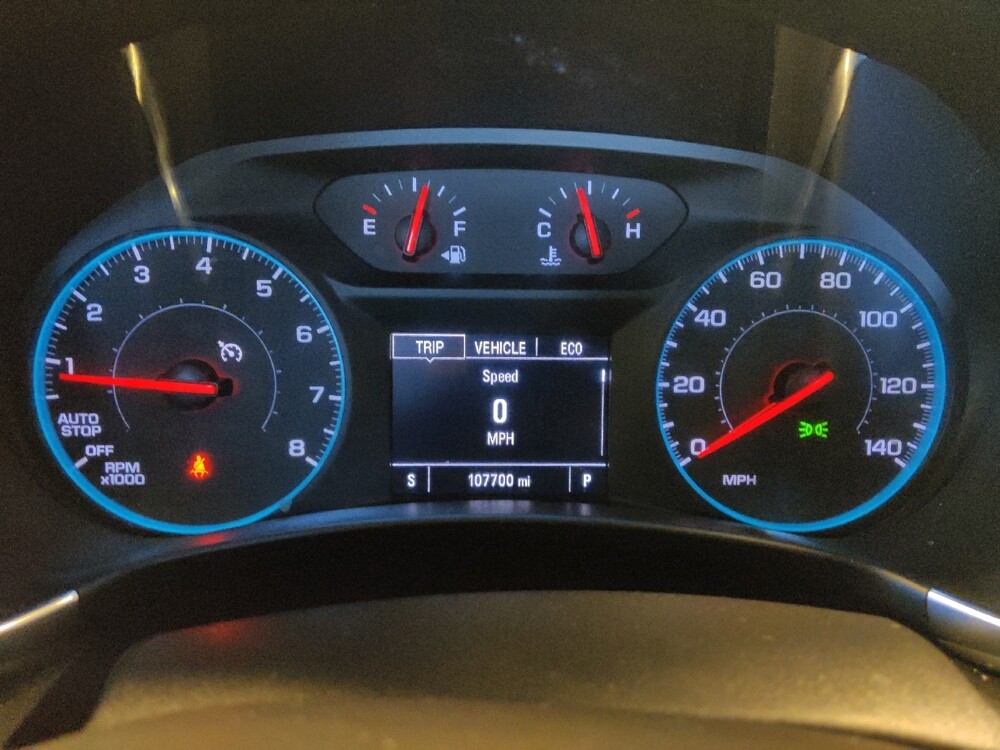 2018 Chevrolet Equinox in Glendale, AZ 85301 - 18096325 23