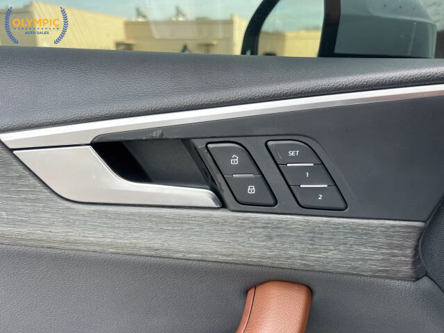 2017 Audi A4 in Decatur, GA 30032 - 18096327 35