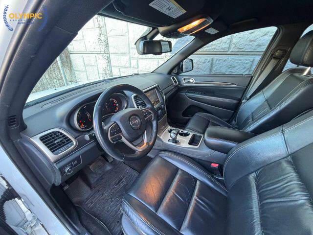 2015 Jeep Grand Cherokee in Decatur, GA 30032 - 18096328 17