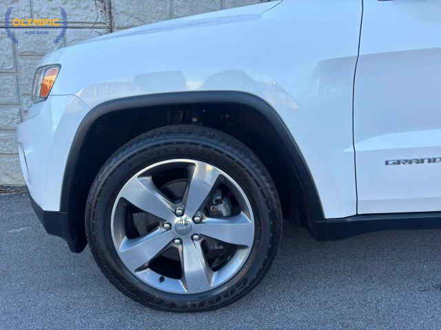 2015 Jeep Grand Cherokee in Decatur, GA 30032 - 18096328 9