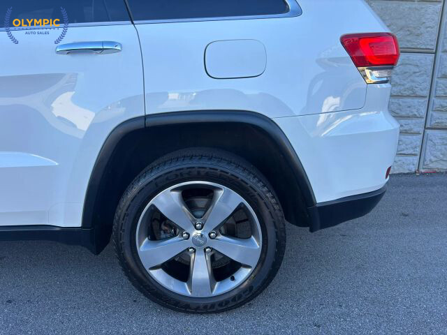 2015 Jeep Grand Cherokee in Decatur, GA 30032 - 18096328 10