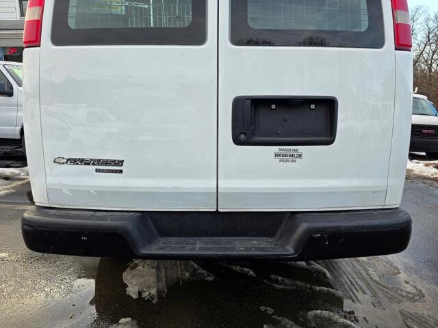2012 Chevrolet Express 2500 in Blauvelt, NY 10913 - 18096339 44