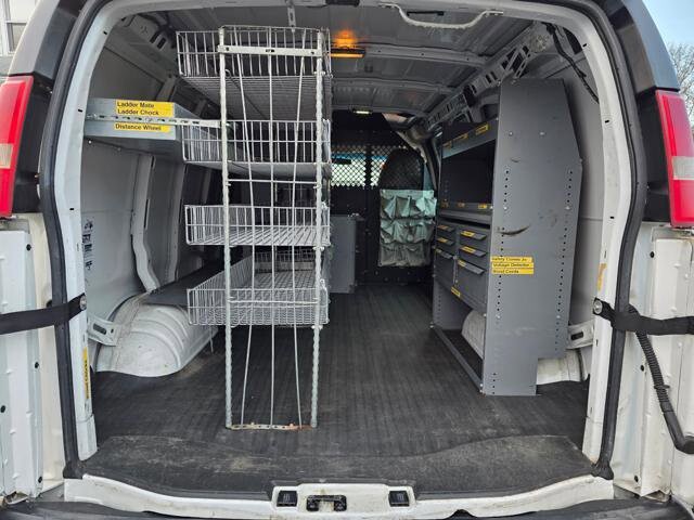 2012 Chevrolet Express 2500 in Blauvelt, NY 10913 - 18096339 32