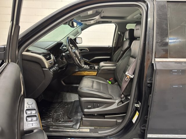 2017 GMC Yukon XL in Burlington, WI 53105 - 18096341 18