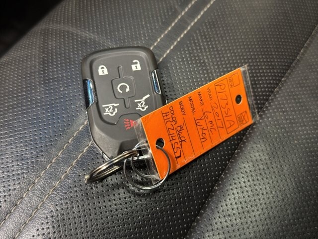 2017 GMC Yukon XL in Burlington, WI 53105 - 18096341 47