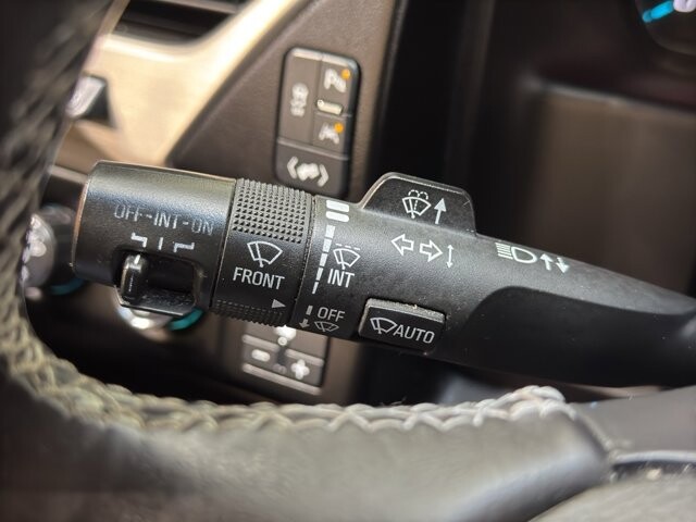 2017 GMC Yukon XL in Burlington, WI 53105 - 18096341 29